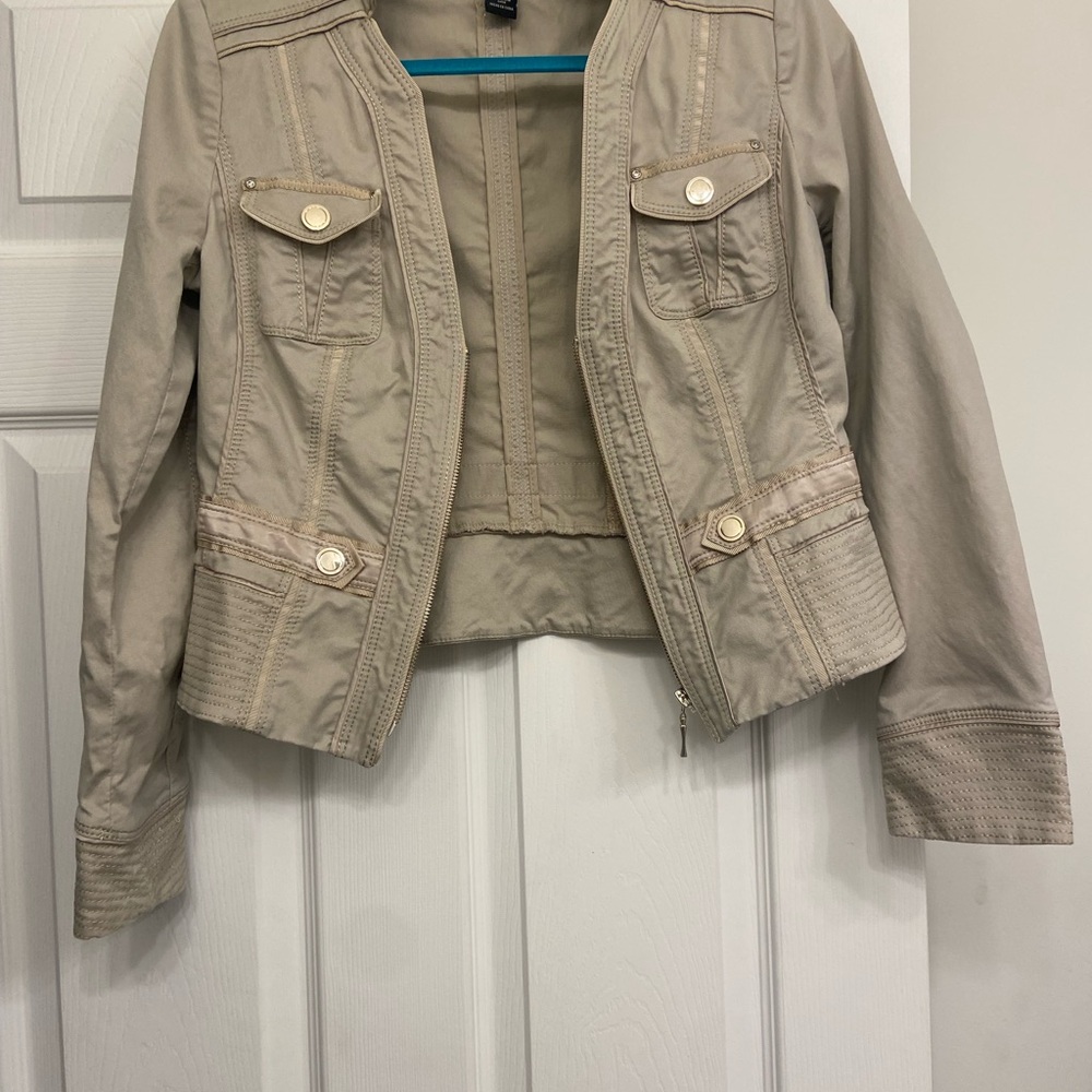 White House Black Market Light Tan Utility Jacket - Picture 2 of 5